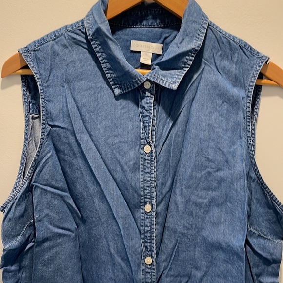 Charter Club Sleeveless Denim Buttons Down Blouse - Picture 2 of 16